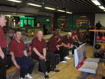 Keilaajia vuoroa odotellessa