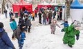 Liukumäki oli lasten suosiossa 13.2.2016 Rantapuistossa